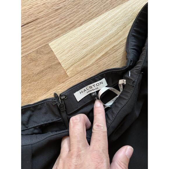 Halston Cold Shoulder Drape Dress Mini Minimalist Old Money Assymetrical Size 10 - Picture 4 of 7